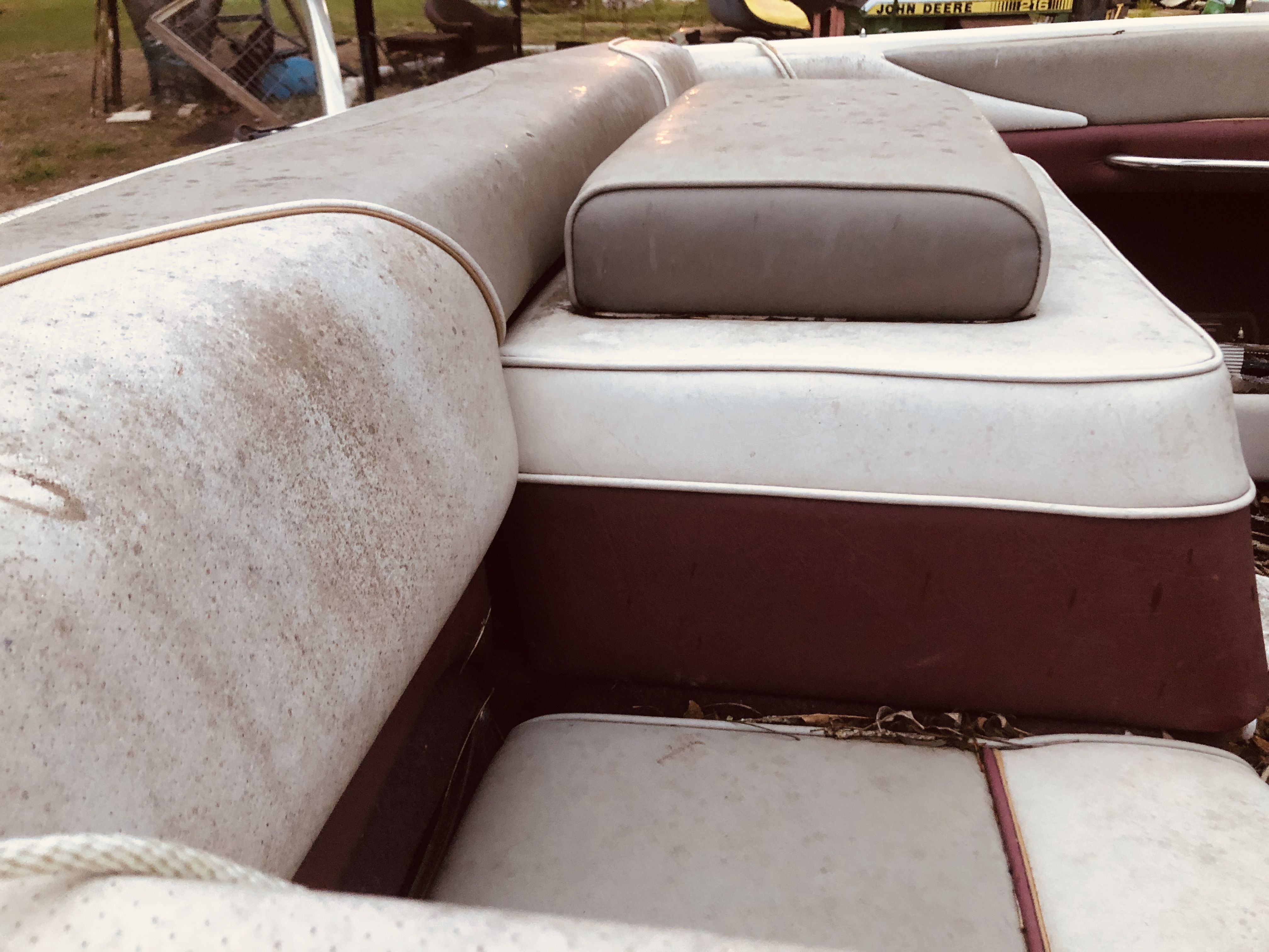 WHY DOES MOLD GROW ON YOUR BOAT SEATS?
