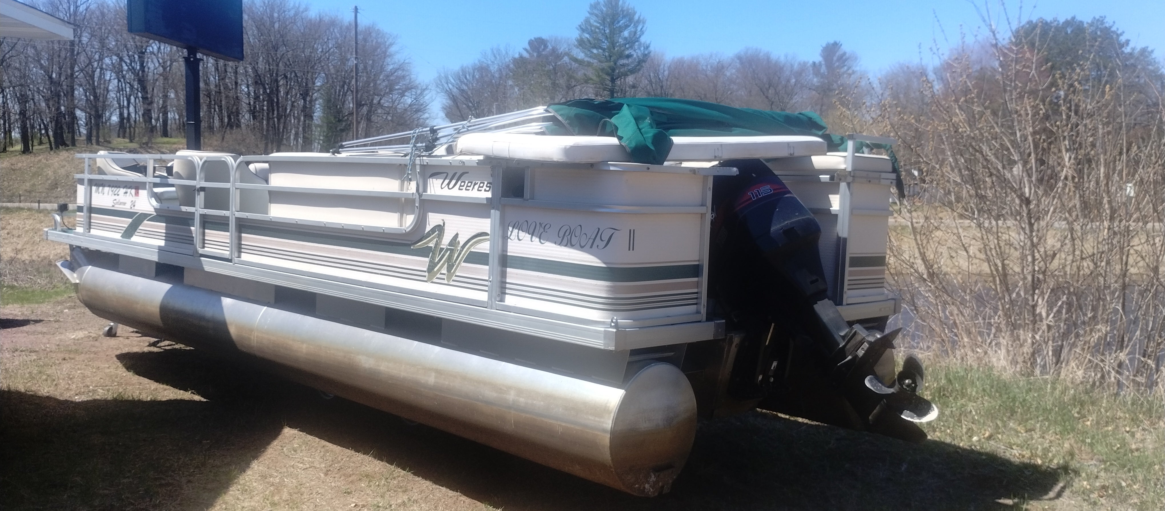 1998 Weeres 24' Suntanner